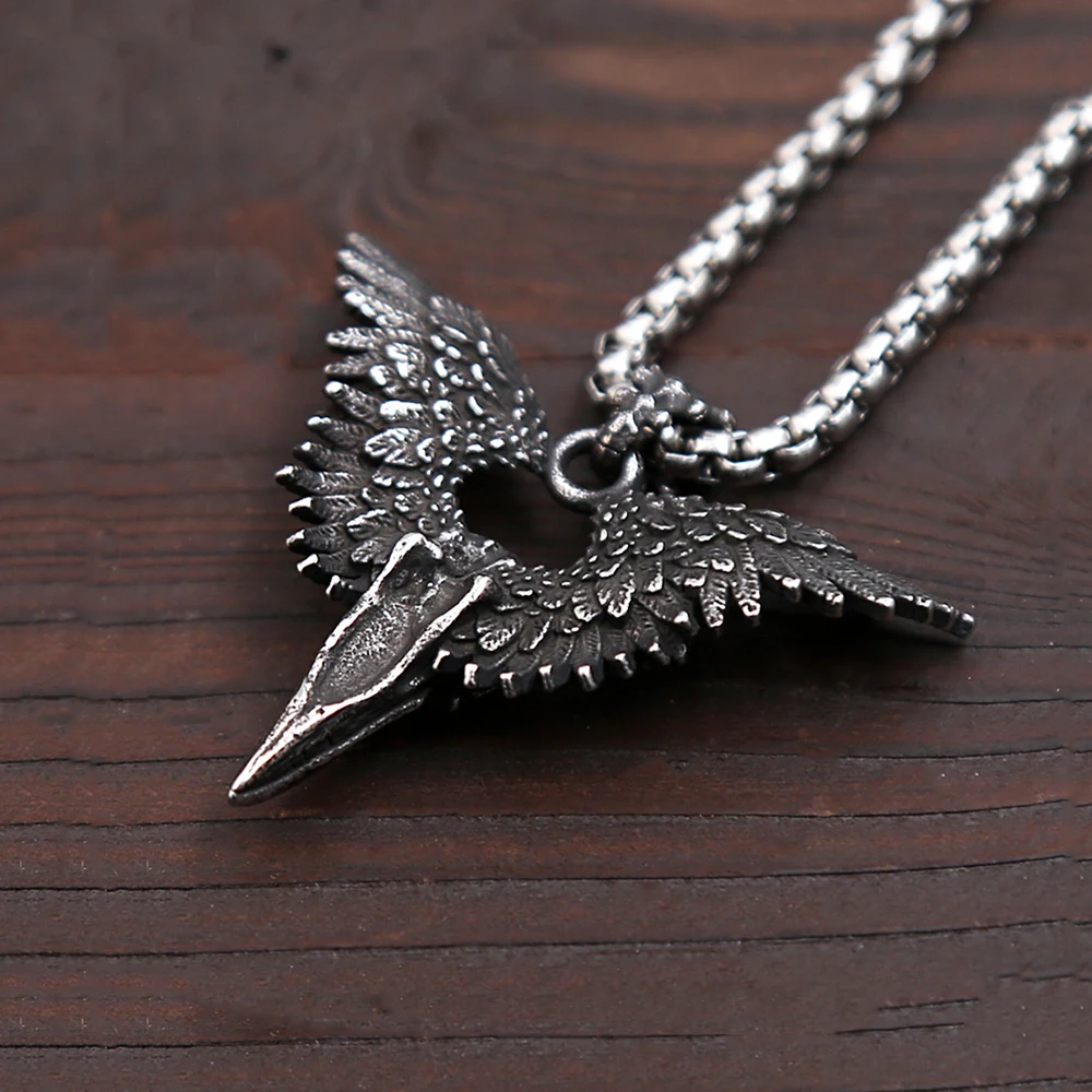 Unique Vintage Black Raven Skull Wing Pendant Necklace for Men Women Stainless Steel Punk Animal Amulet Jewelry Gifts Wholesale