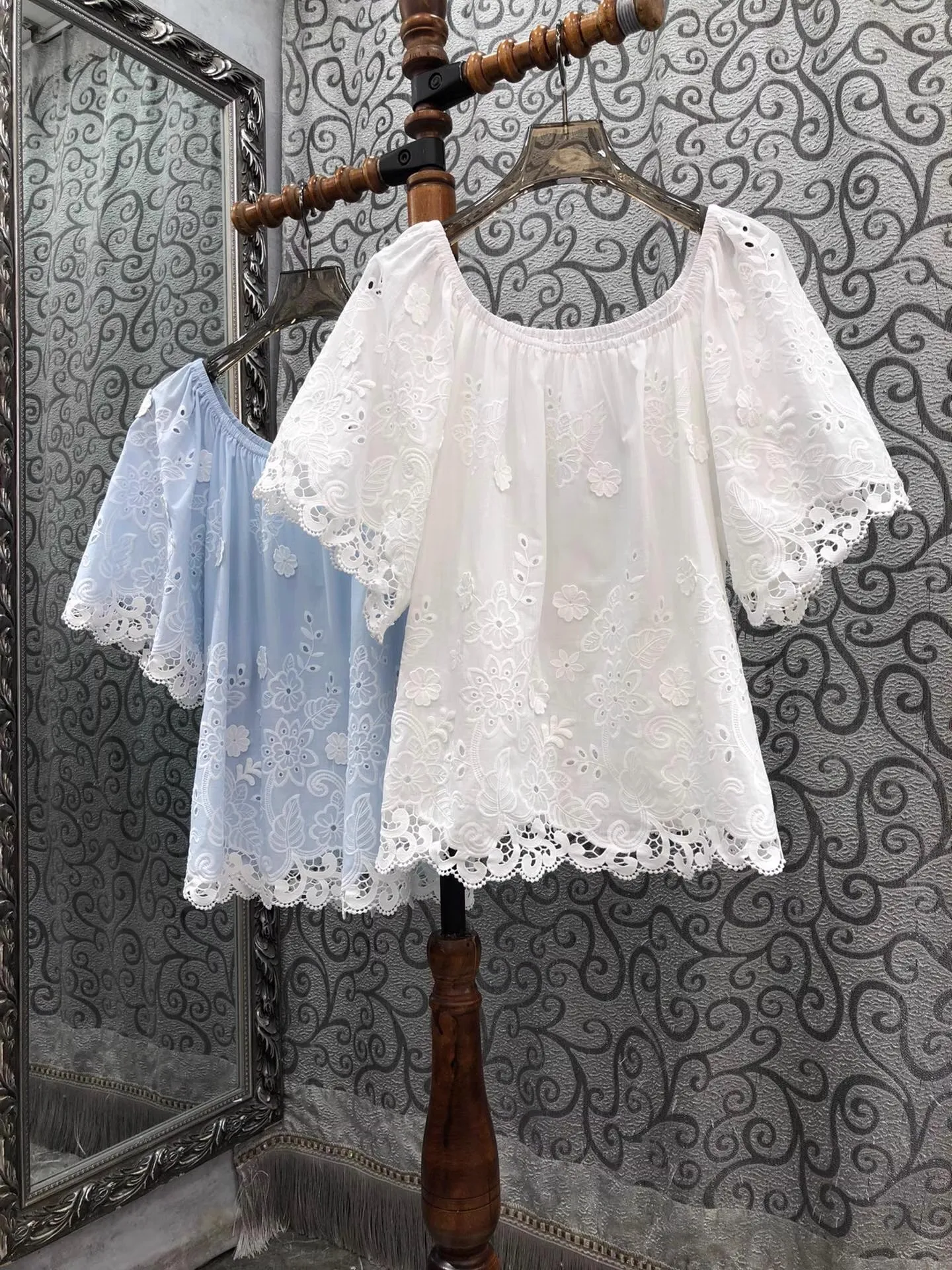 100% couverture en coton 2025 été mode blanc bleu Blouses dame Sexy Slash cou Crochet dentelle broderie à manches courtes hauts courts