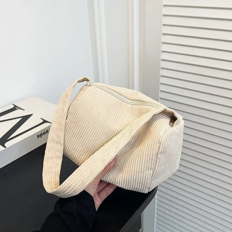 Fashion Women\'s Handbags Corduroy Underarm Bag Casual Women Shoulder Bags Solid Color Zipper Female Handbag Vintage Clutch
