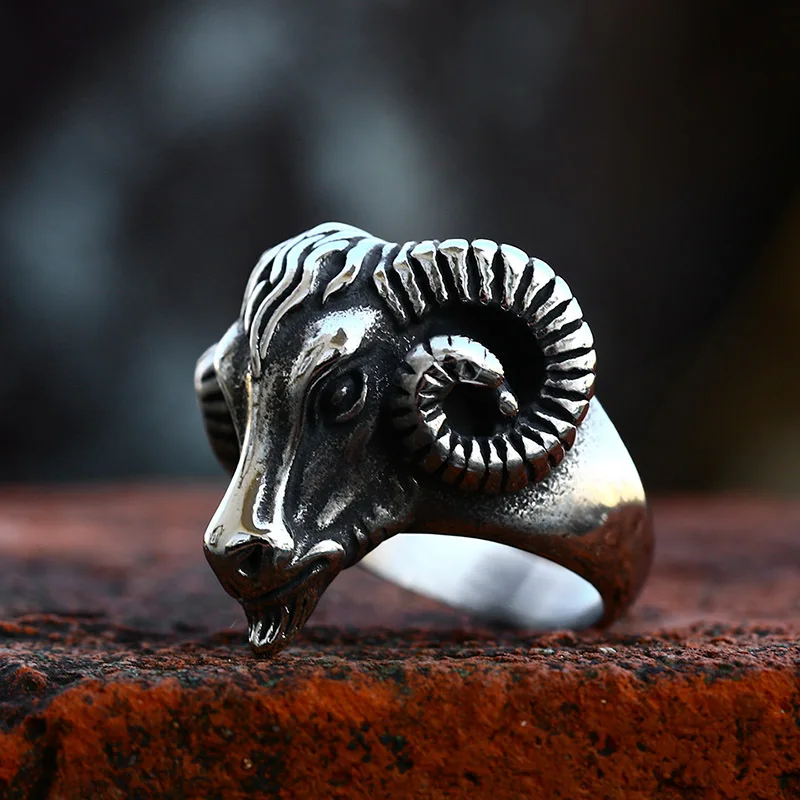 

Europe and America Silver Color Stainless Steel Sheep's Head Ring Man Mysterious and Domineering Style Jewelry Ring