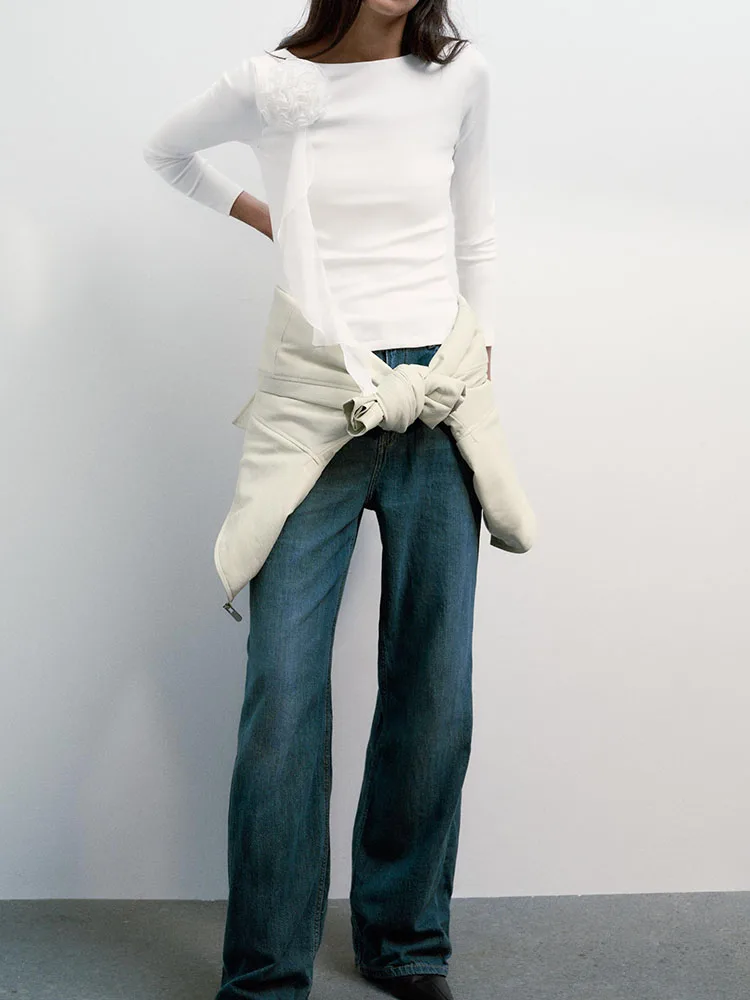 Winter 2025 Women's Faion Slim Fit Long Sve T-irt with 3D Flower Design One oulder New Arrival from China