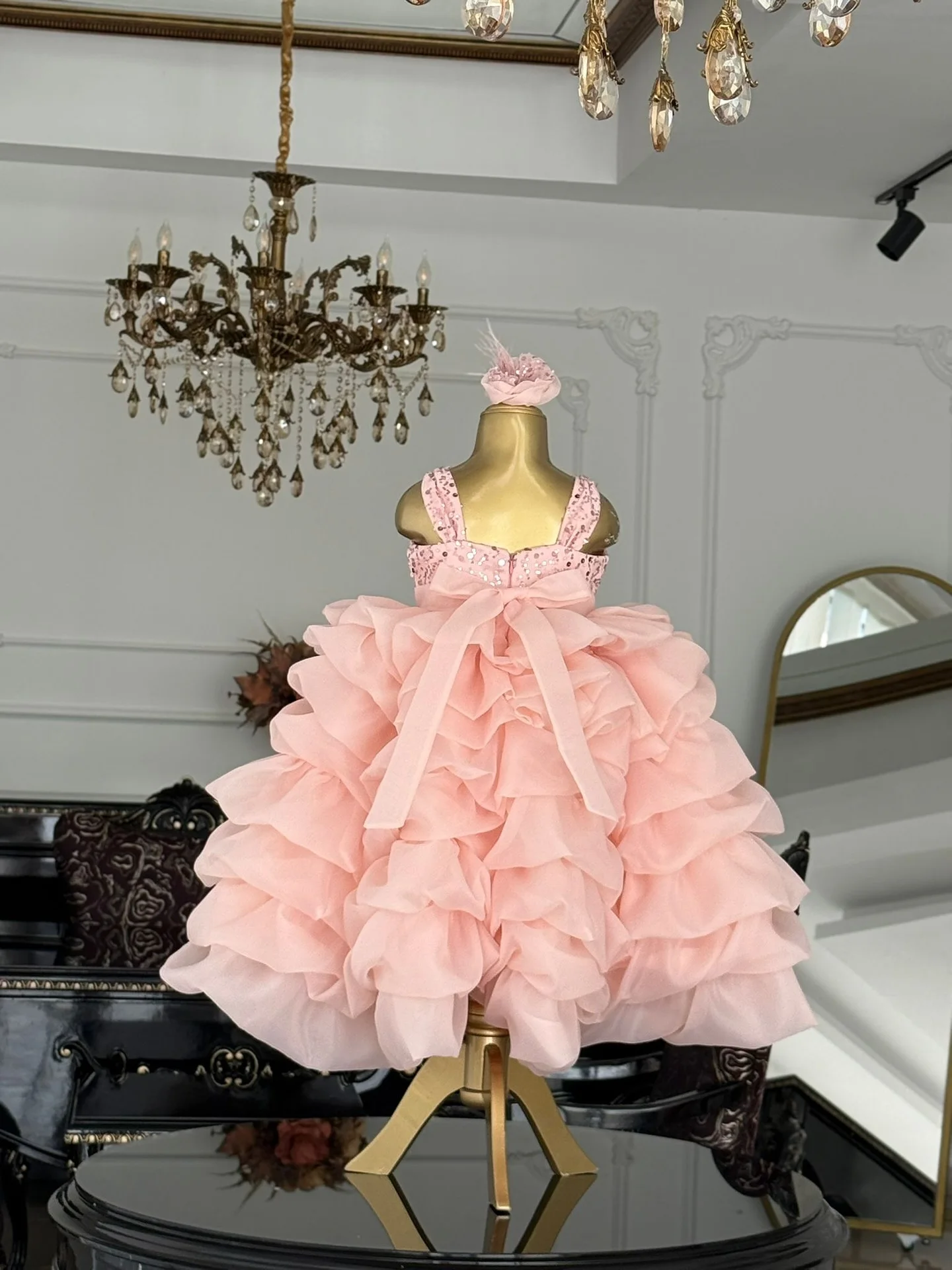 

Элегантное платье с цветочным узором для девочек на свадьбу, из тюля, пышное, без рукавов, с пайетками, для детского дня рождения, первого причастия, бальные платья на заказ