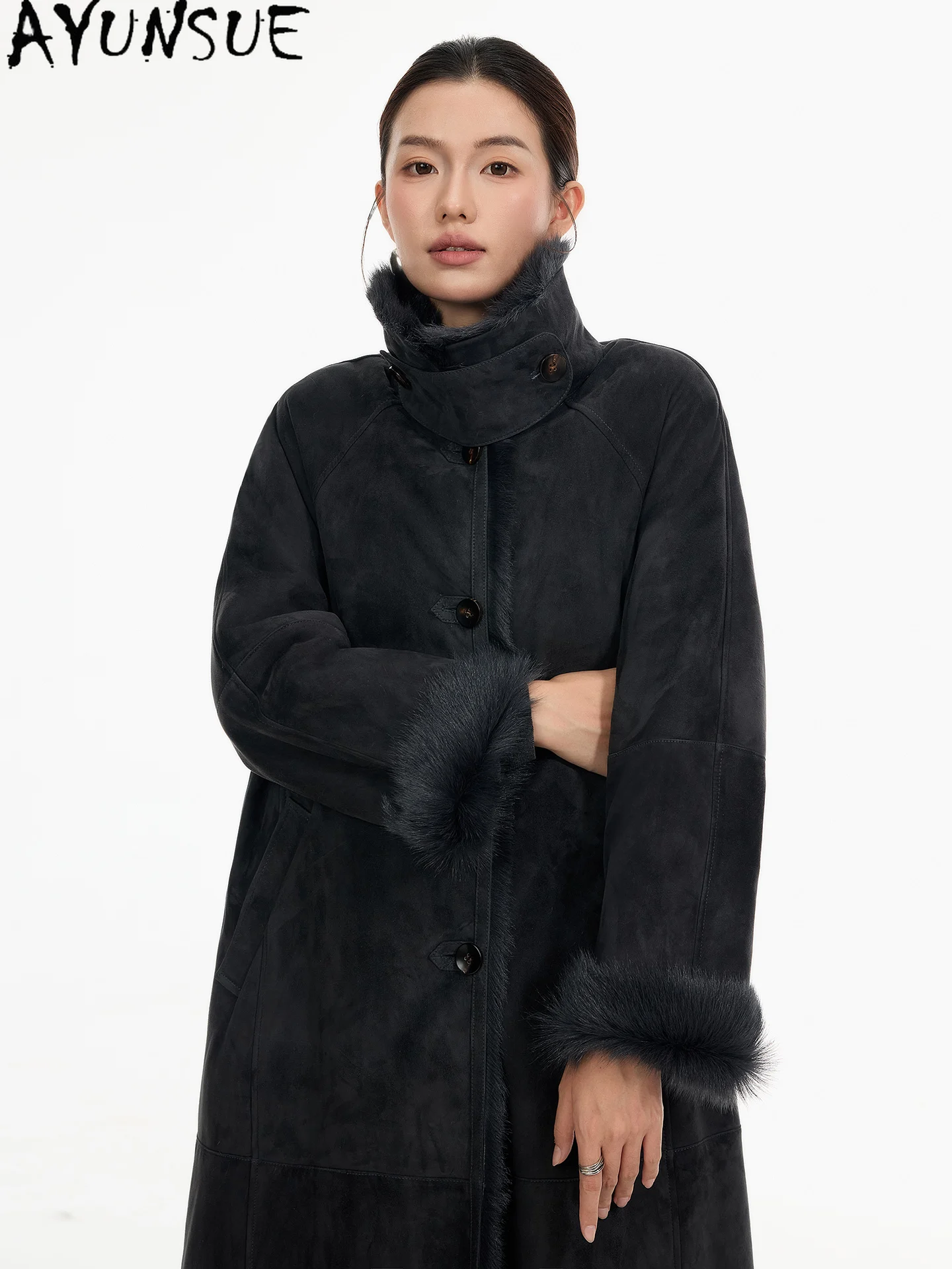 เสื้อแจ็คเก็ตหนังแท้ AYUNSUE สำหรับผู้หญิง ทำจากหนังแกะธรรมชาติ ขนยาว สไตล์เสื้อโค้ทขนสัตว์แท้ อุ่นสบายสำหรับฤดูหนาว เสื้อผ้าผู้หญิง