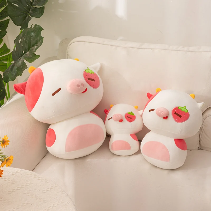 Jouets en peluche cochon fraise, yeux de fraise mignons, nez de cochon, vache, coussin de canapé, décorations de bureau pour la maison, cadeaux pour filles