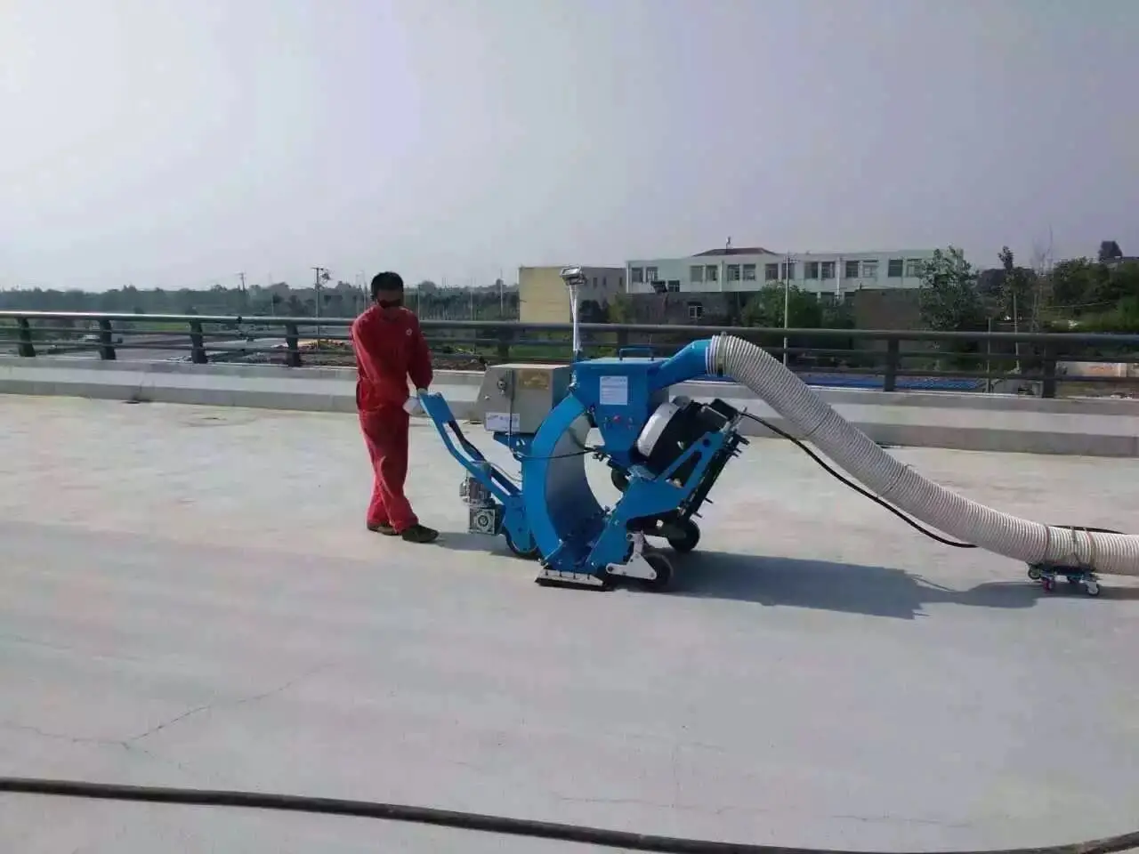 Customize Portable Asphalt Pavement Efficient Cleaning Surface Roughening  Removing Glue Line Surface Shot Blasting Machine