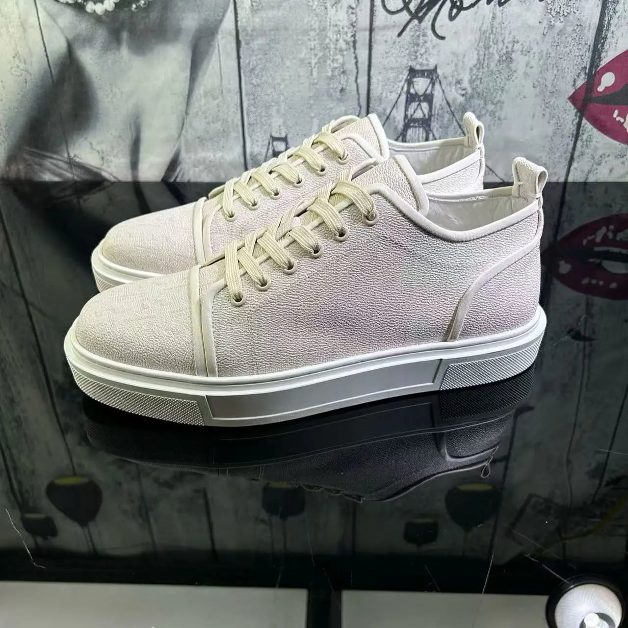 

New C men's shoes, flat shoes, rhinestone shoes, red-soled shoes, casual and versatile thick-soled shoes, sneakers, board shoes