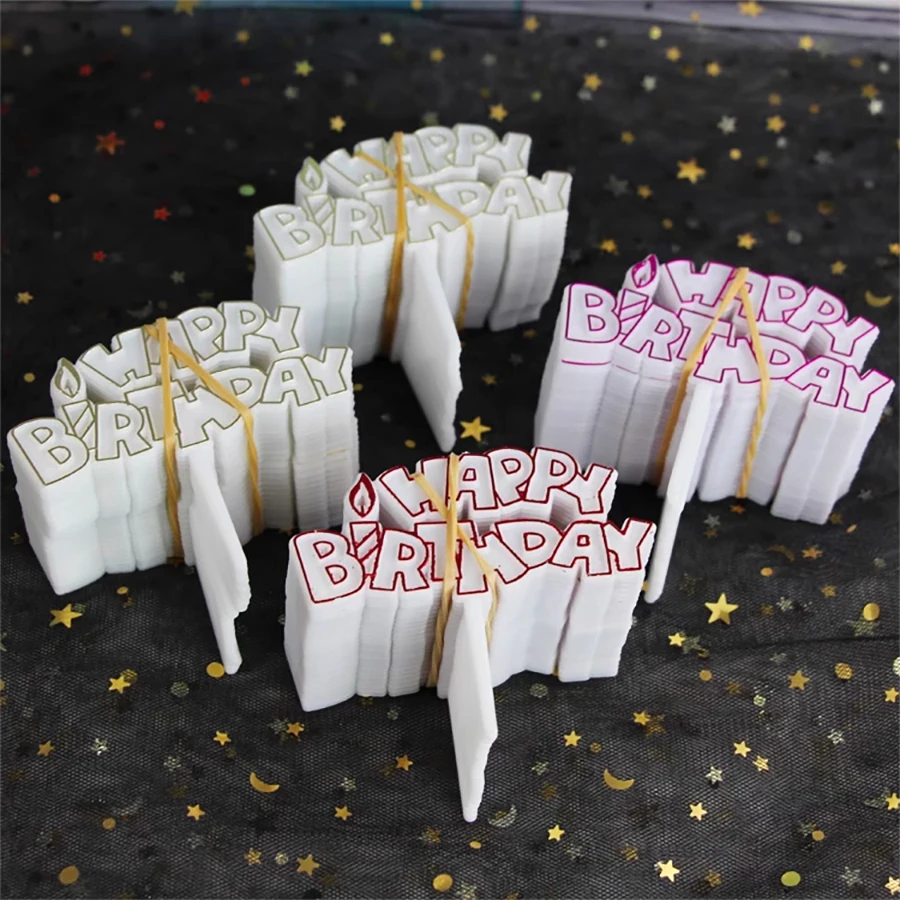 البلاستيك عيد ميلاد سعيد كعكة خلع الملابس لحزب الأطفال ، الذهب خبز ، الإنجليزية ، 25 قطعة