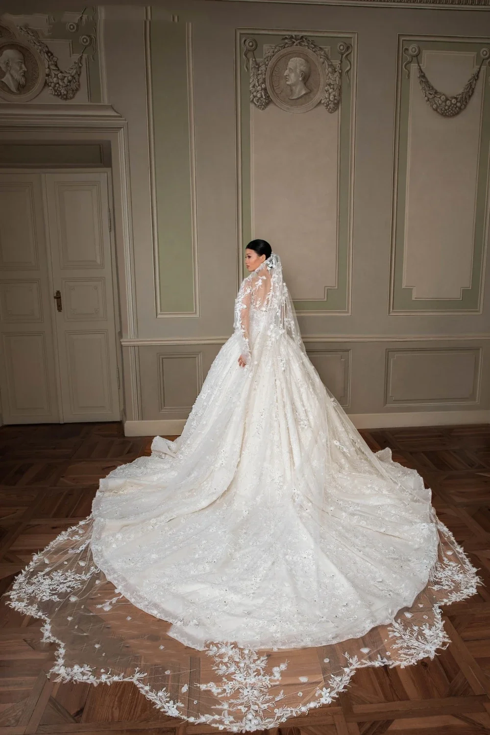 Flavinke Customized Elegant Charming A Line Wedding Dresses Long Sleeve Scoop Lace  Applique Beading Bridal Gown Robe De Mariee