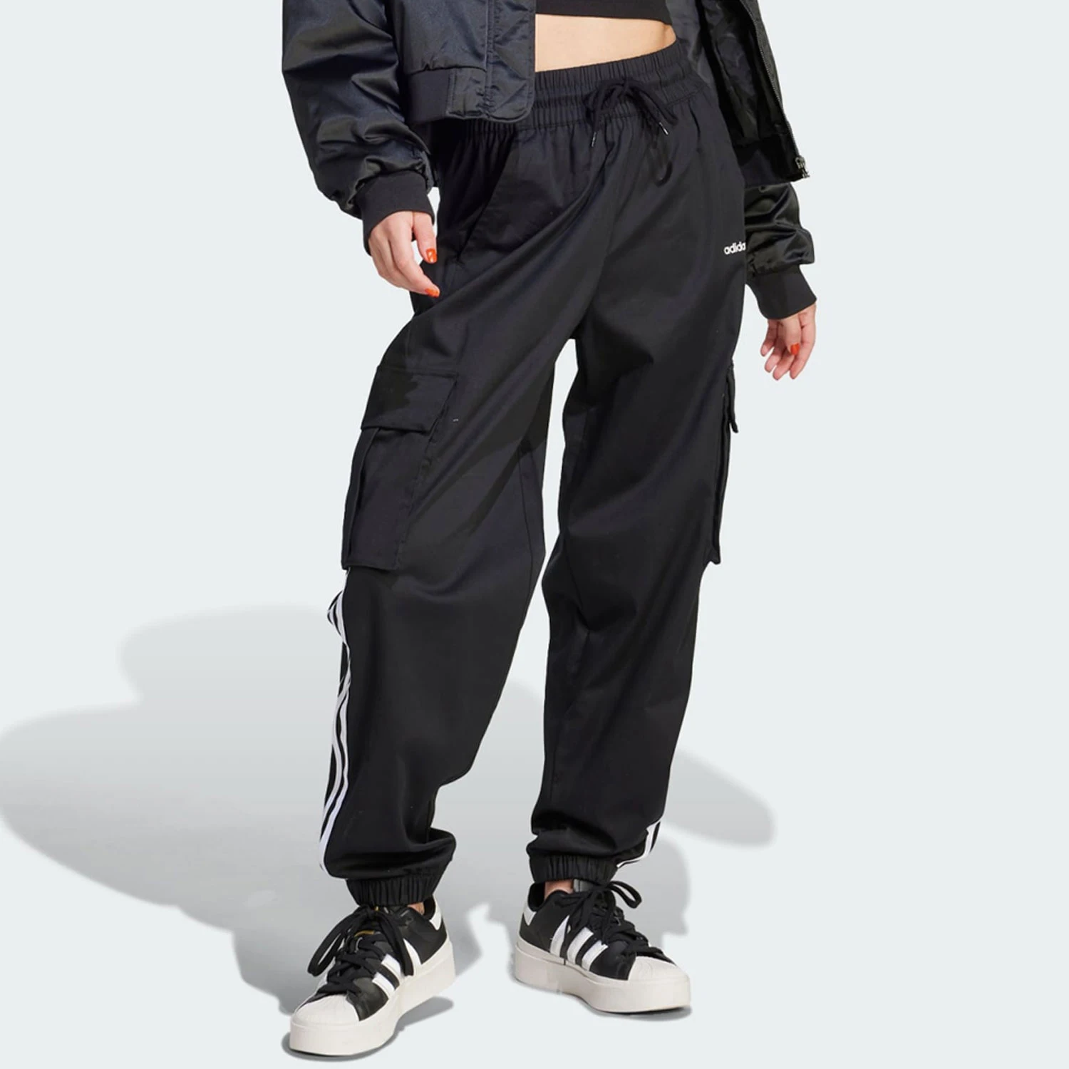 

Adidas genuine Trefoil Women's Woven Loose Cargo Pants IR9796