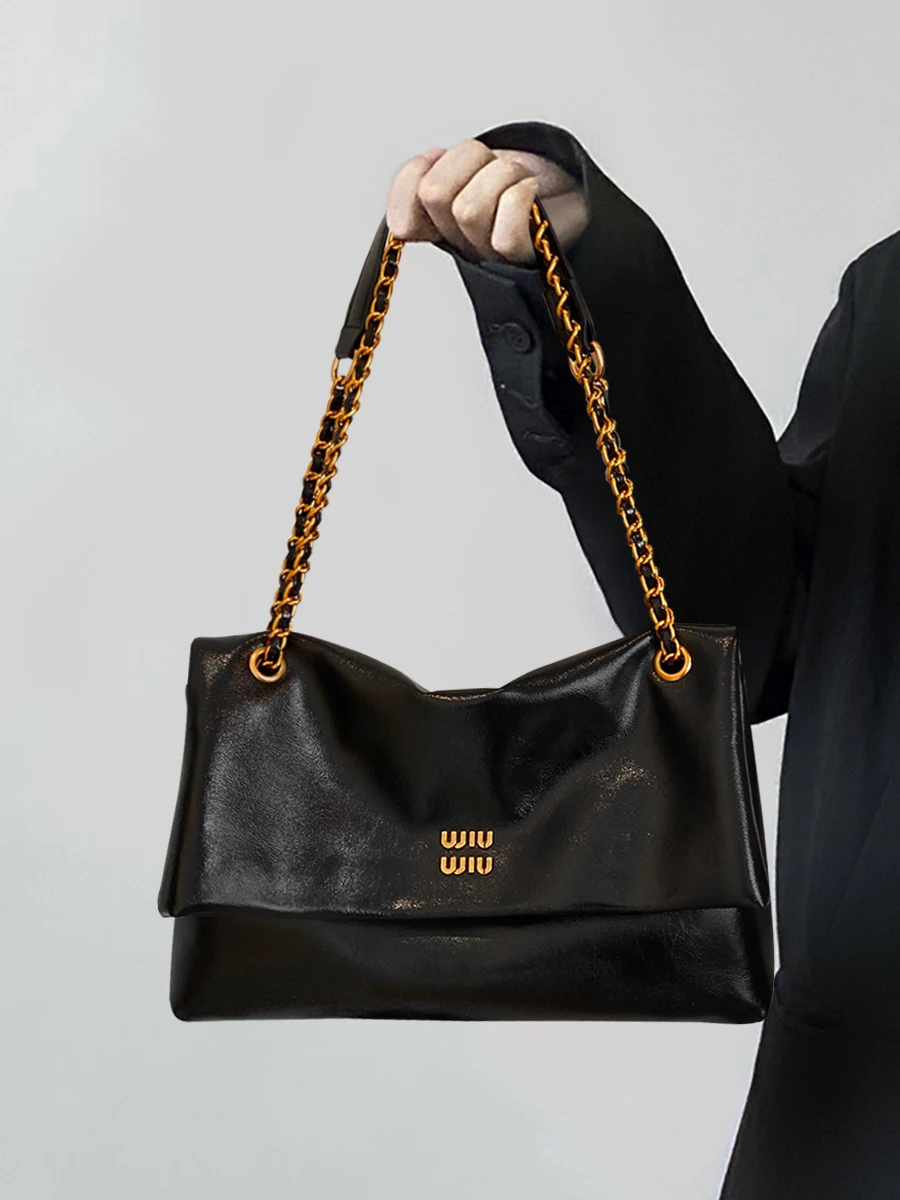 Hochwertige, luxuriöse Unterarm-Einkaufstasche mit großem Fassungsvermögen für Damen 2022, All-Match-Frühlings- und Herbst-High-End-Umhängetasche mit Kette