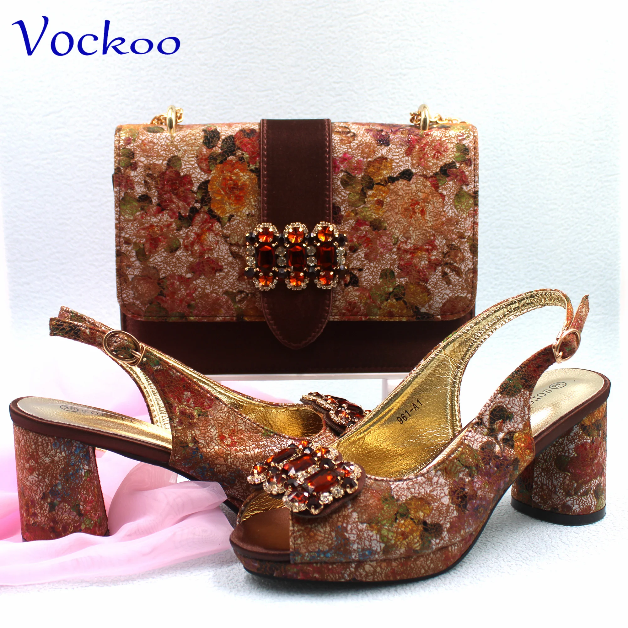 2024 Italian Matching Shoes and Bag Set in Coffee   Color High Quality New Design Special Comfortable Heels for Wedding