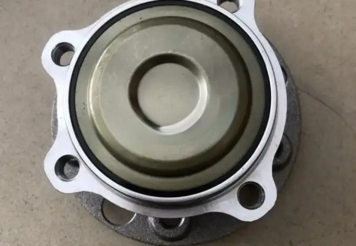 Suitable for Mercedes-Benz W206S206 wheel hub bearing unit 2233340200 A2233340200