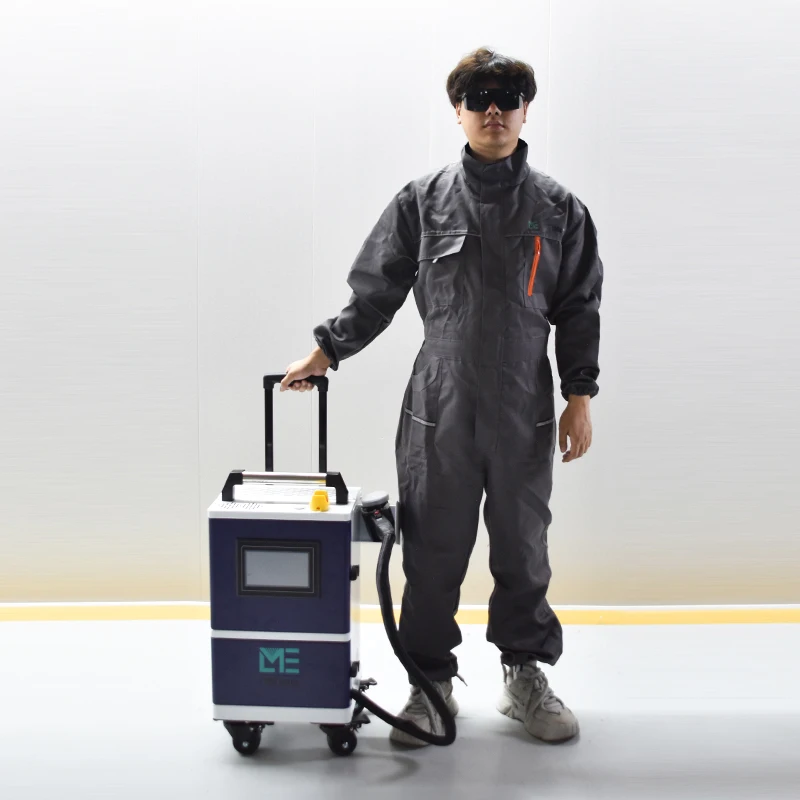 

Ручной импульсный лазерный очиститель 100 Вт для удаления граффити с дерева и металла