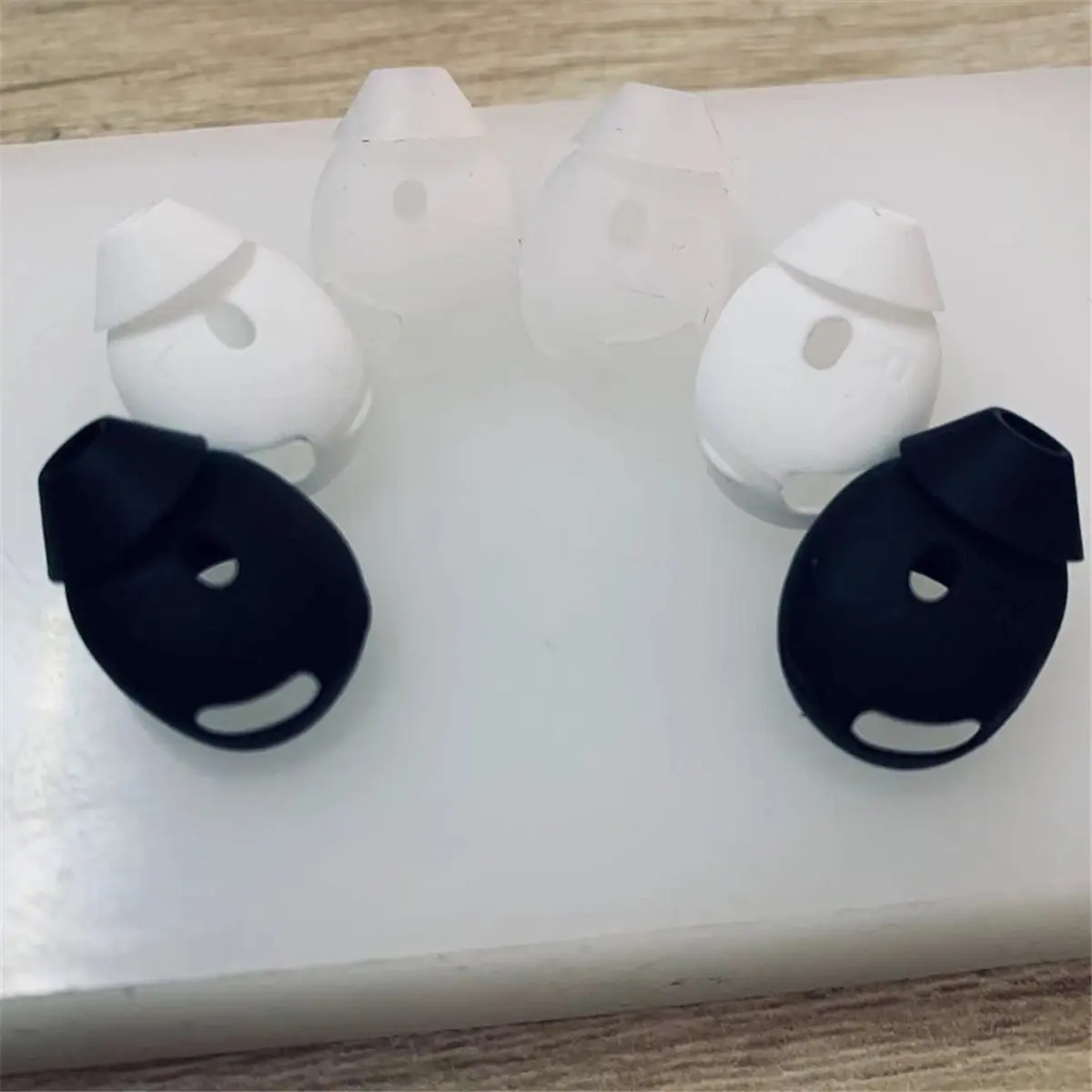 HDL 6Pcs Eartips for AirPods 4 Tips Earplug Cover Special Earphone Cover Anti Slip Silicone Earplug Cover Ear Cap Case