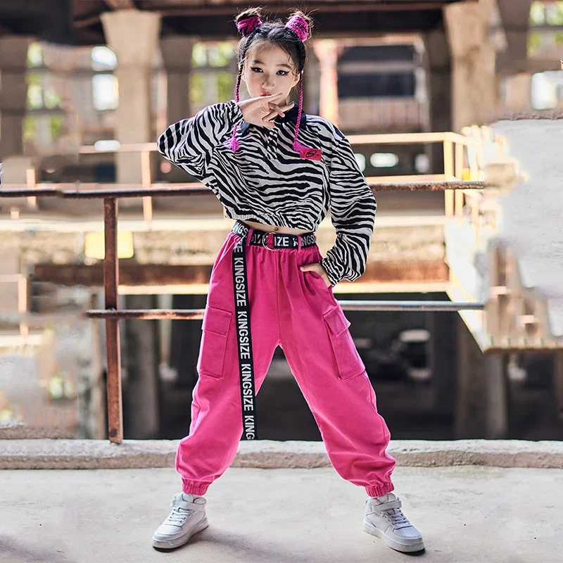 Maniche Jazz Performance Wear 2024 Kids Street Dance abbigliamento Hip Hop per ragazze top a righe pantaloni Cargo rosa larghi lunghi