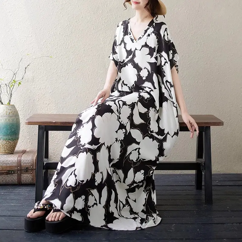 Women's V-Neck Floral Dress 2025 Summer Casual Oversized Clothing Short Sleeve Artistic Retro Vacation Long Robe A629