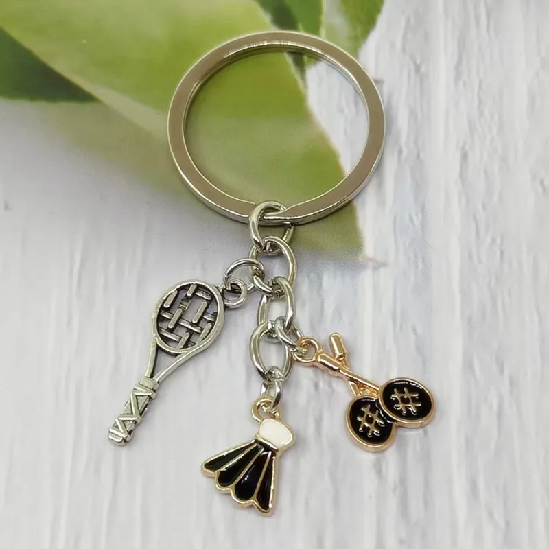 Mini llavero de bádminton esmaltado multicolor, raqueta de bádminton creativa, regalo para entusiastas de los deportes del automóvil, mujeres y hombres, nuevo