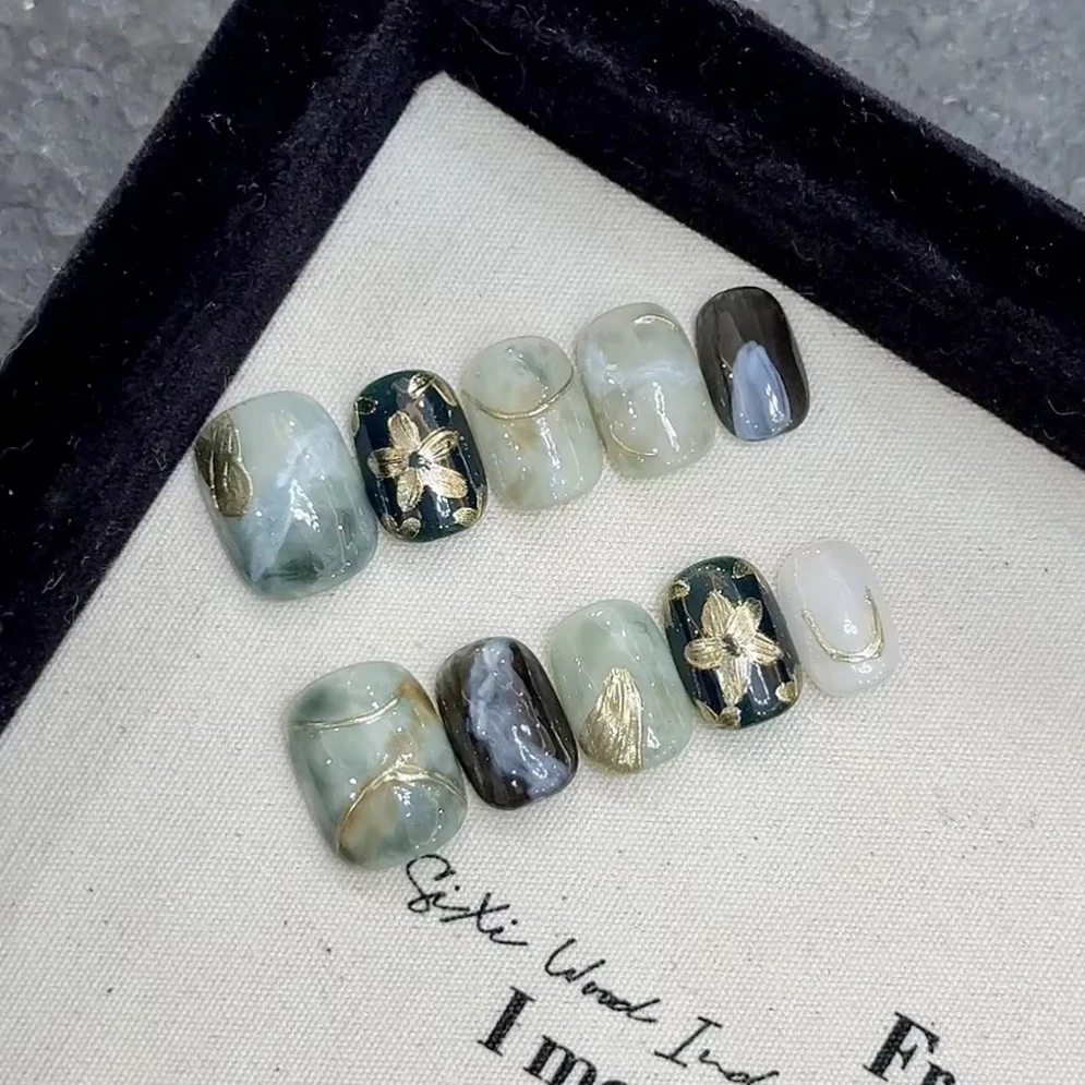 10 Stück süße kurze, quadratische, handgefertigte Nägel zum Aufdrücken, Blumenmuster, Mini-Blumen, künstliche Nägel, handgezeichnete Nagelkunst, tragbare Nagelspitzen für Mädchen