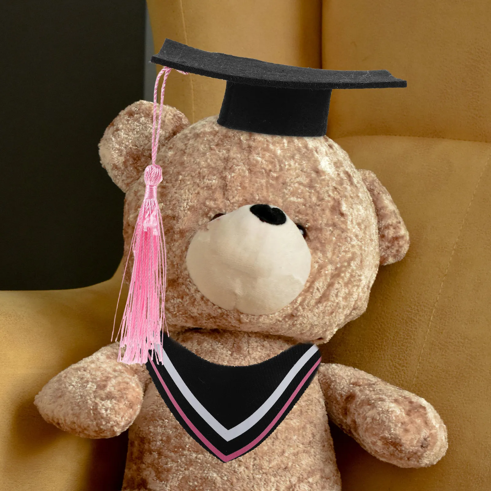 Adorable Graduation Bear Clothing Set Gown and Cap for Stuffed Animals Perfect DIY Graduation Souvenir Fits All Sizes Crafted