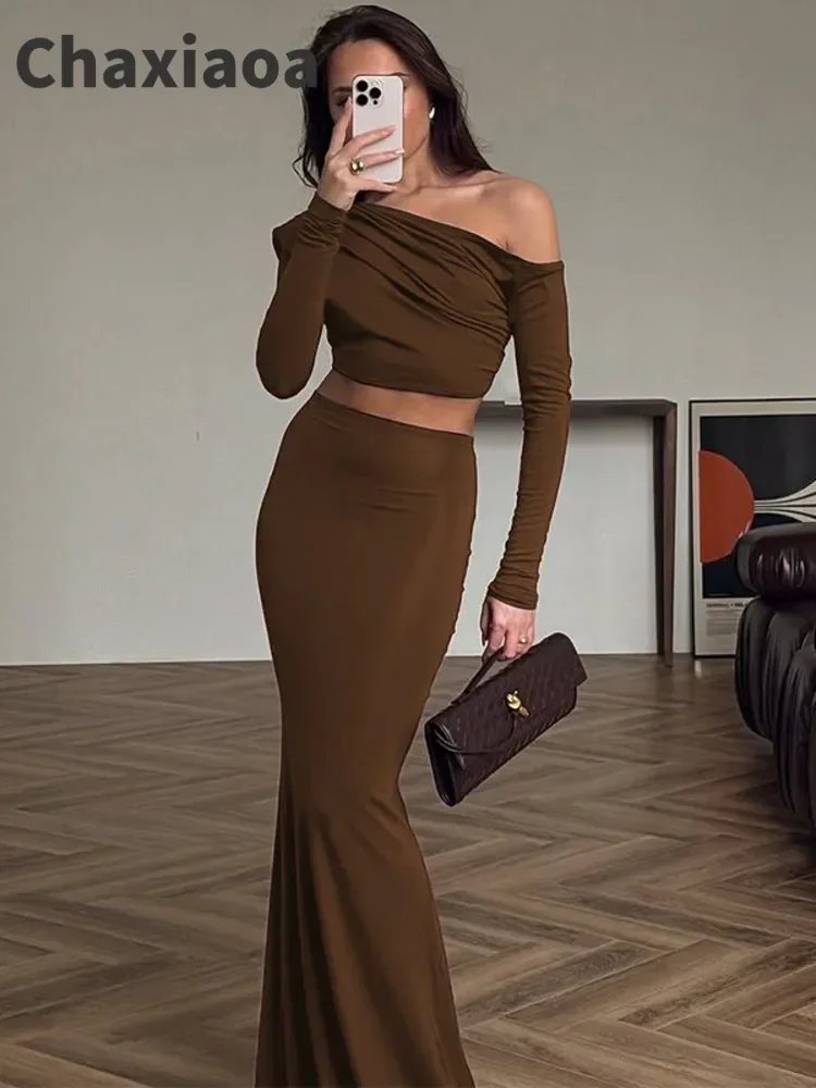 

Chaxiaoa модный коричневый комплект из двух предметов, женская футболка с длинными рукавами и наклонными плечами и макси-юбка, одинаковые комплекты, элегантный комплект платья