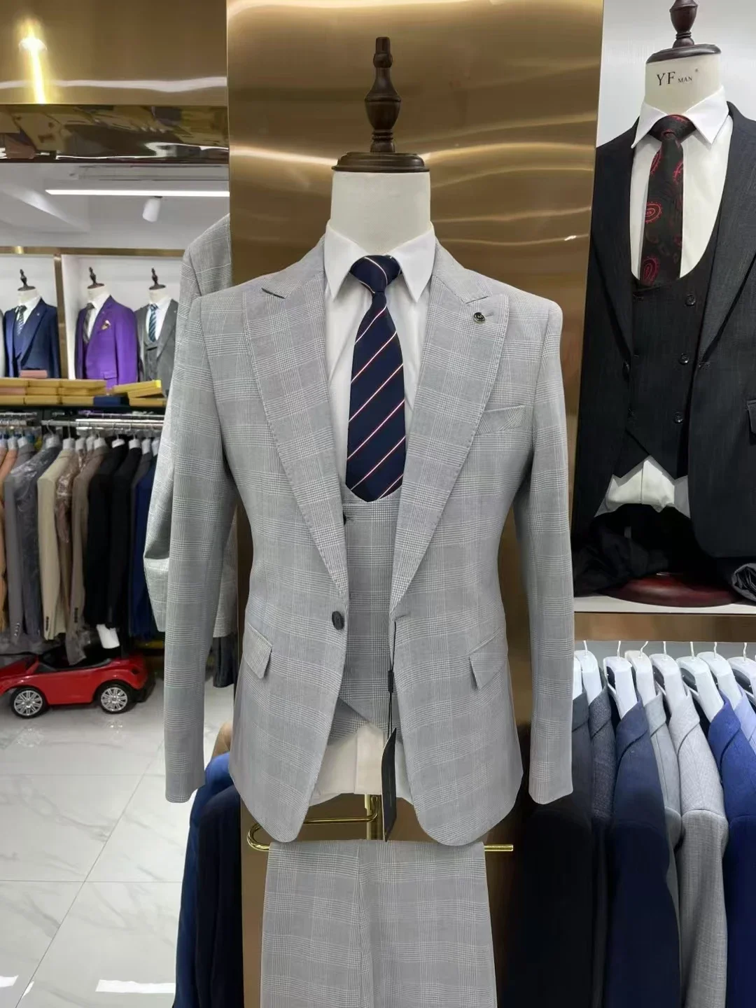 Traje Formal de 3 piezas para hombre, traje de boda a cuadros grises, ropa para hombre, 2024