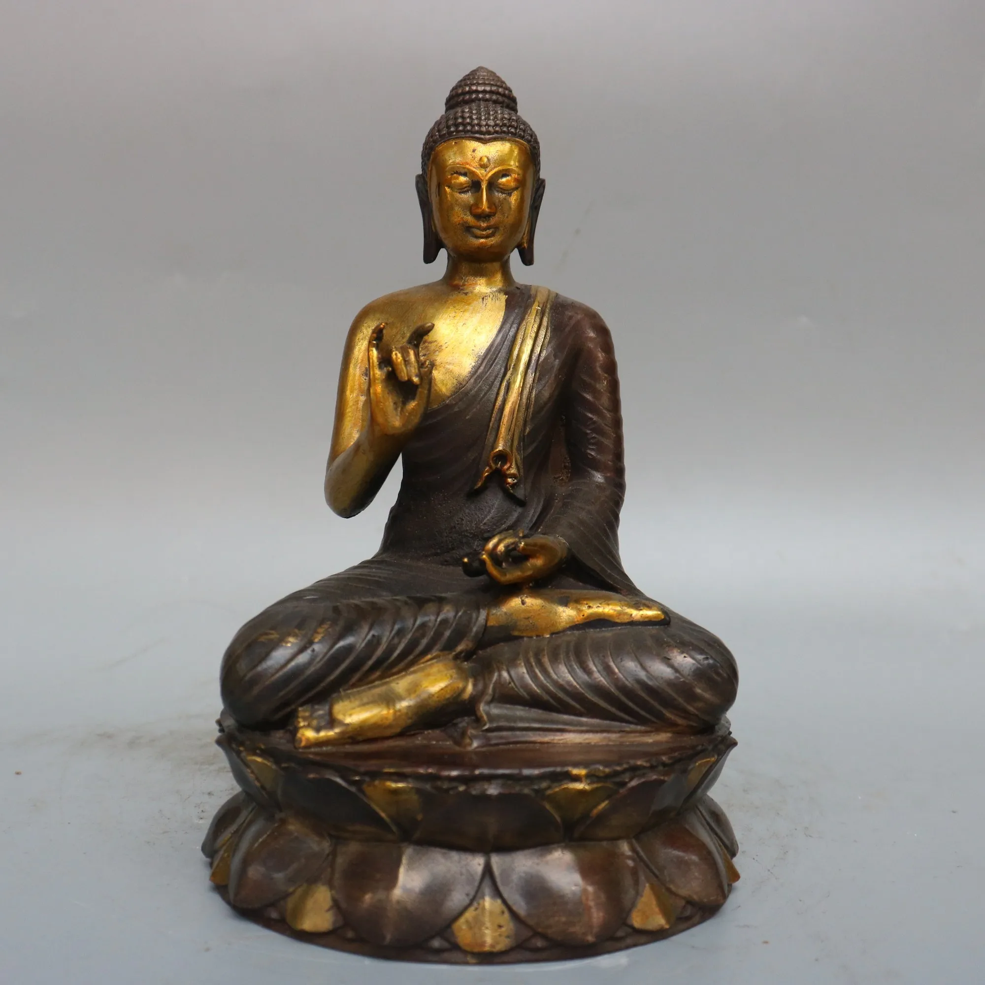 

21cm Antique Bronze Ware Collection Antique Brass Gilded Ruyi Buddha Statue Baojiang Old Taoist Home Crafts Decoration