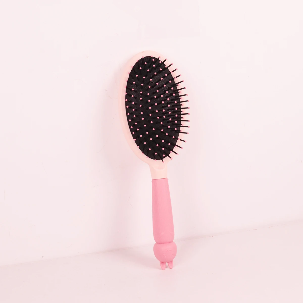

1pc cartoon animal handle airbag comb, silicone handle anti slip and durable, anti-static comb, special for real hair wigs