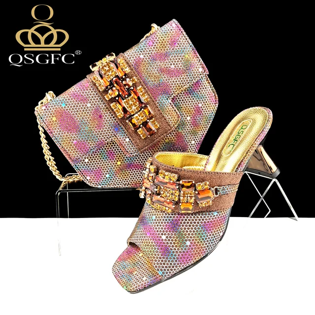 QSGFC Włoska moda Kwadratowe palce Kobiety Dziwne obcasy Większy rozmiar Moda Ozdoba z kryształu górskiego Brązowe buty i torba Zestaw Torba imprezowa