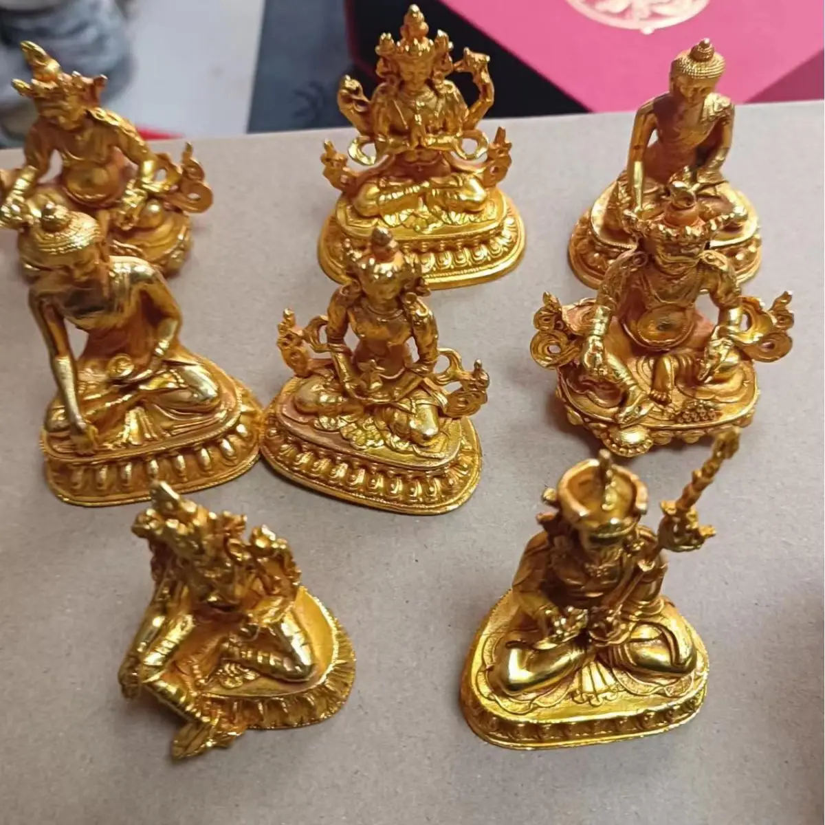 

Ancient copper gilt statue ornament Sakyamuni bronze statue offering like household Buddha ornament