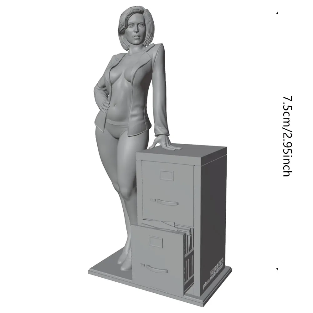 Miniatura de resina 75mm – Figura de mujer con documentos para colección y escenarios - imagen 4