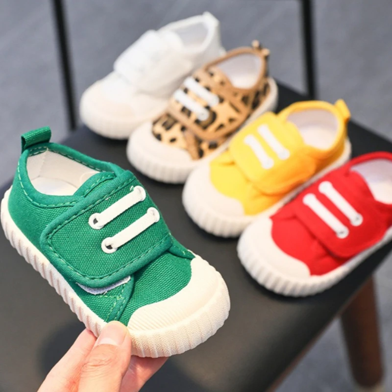 Child Canvas Shoe2026S Pring Autumn New Child Soft Single Shoe Retro Girl Anti Slip Travel Campus Students Daily Versatile Shoe