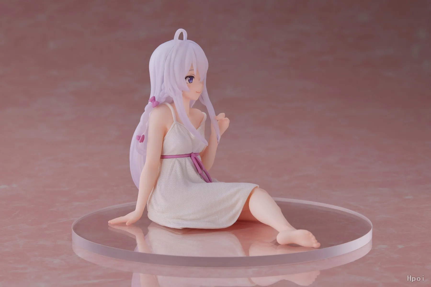 9CM Anime Figure Wandering Witch Elaina Sexy White Pajamas Sitting Pose PVC Figurine Car Audio Decoration Collection Ornament