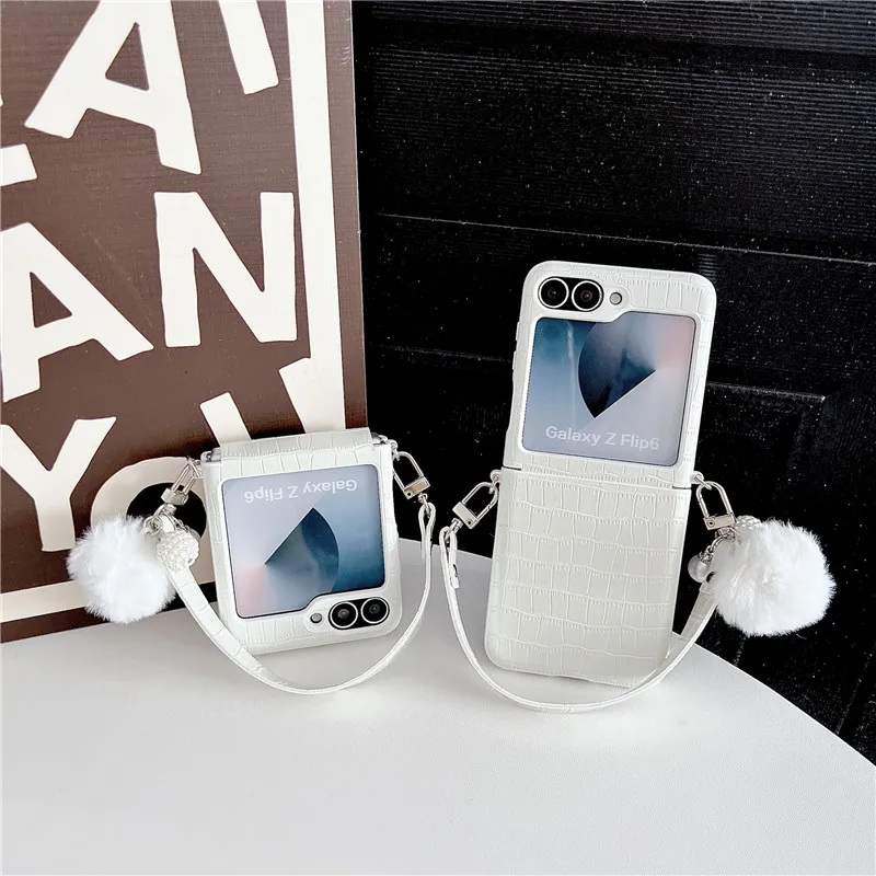 Korean Luxury Pearl Chain Hinge Case for Samsung Galaxy Z Flip6 Case Z Flip5 Z Flip7 4 Pocket2 Moto Razr50 ultra Xiaomi Mix Flip