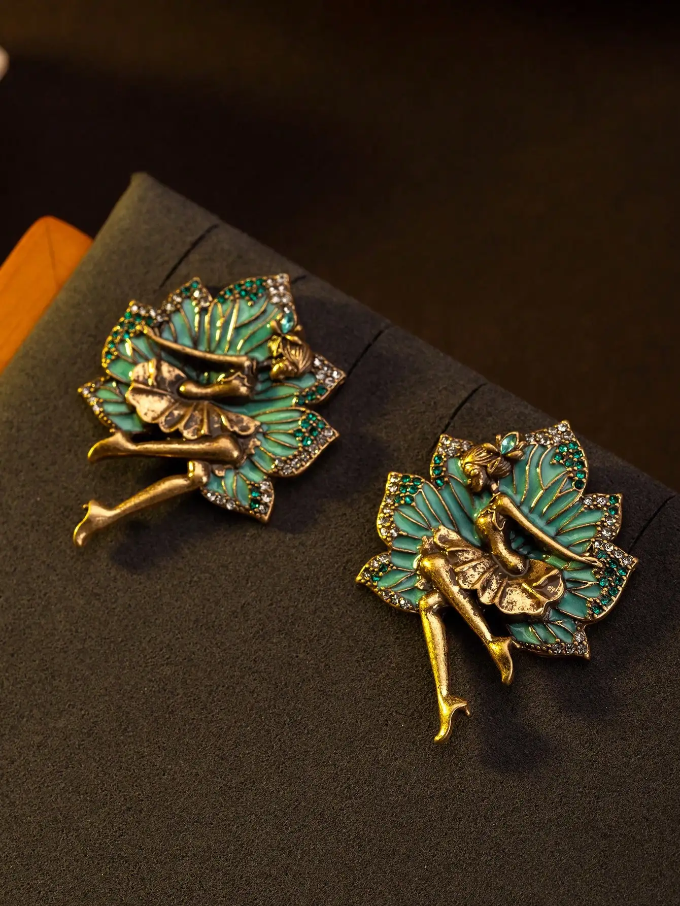 1-par-de-brincos-verdes-de-bale-vintage-incrustados-com-strass-adequados-para-uso-diario-feminino-presente-acessorios-para-festa-de-danca