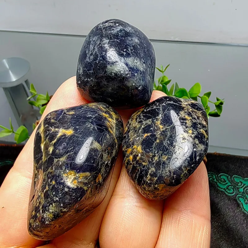 Iolite Tumblestones Pocket Palm Stones Gifts Beautiful Irregular Natural Cordierite Water Sapphire Crystal Tumbled Gemstones Lot