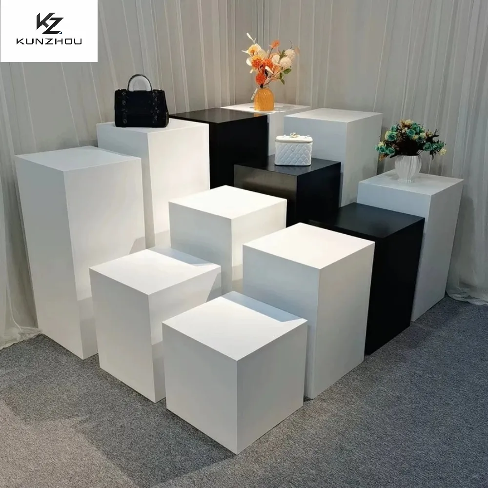 Customized wooden exhibition hall dedicated display platform live broadcast room booth rectangular painted booth