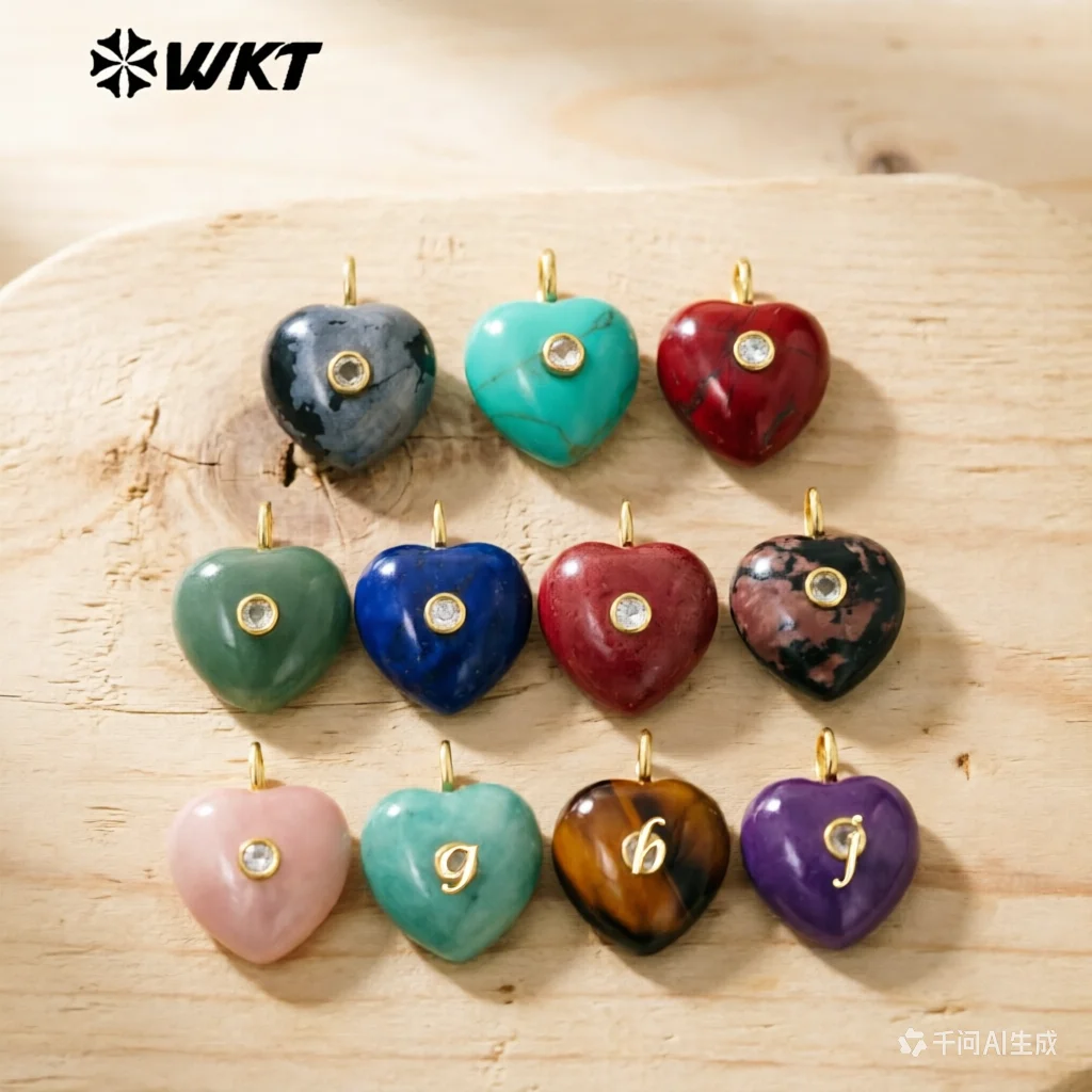 

WT-P2111 Delicate Romantic Zircon And Natural Gemstones Smooth Heart Shape Little Pendants For Female Necklaces Making