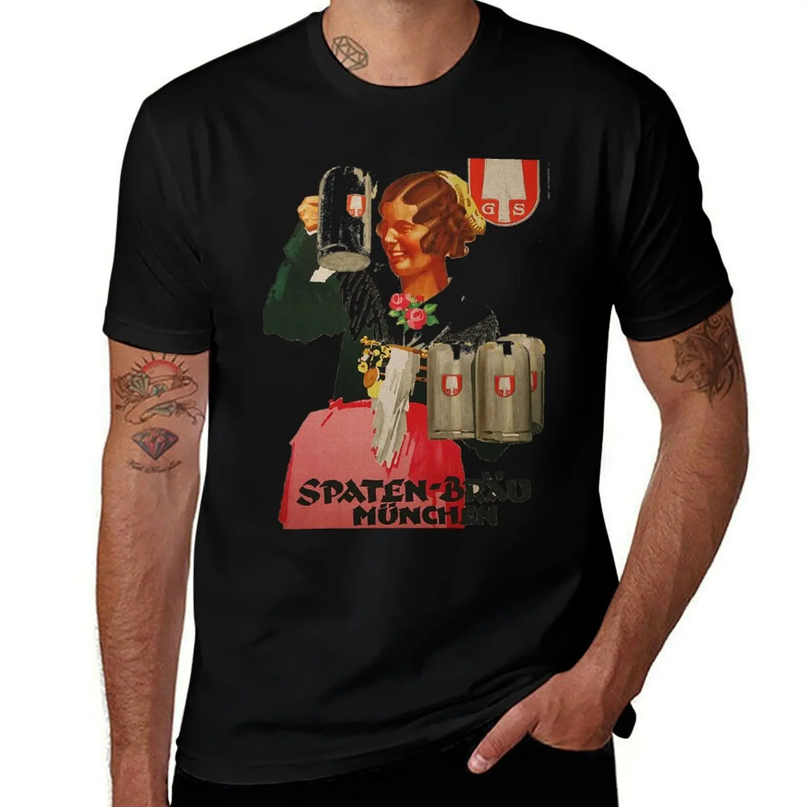 Vintage Oktoberfest..Bavarian waitress T-Shirt Simple Trendy Casual T-Shirt