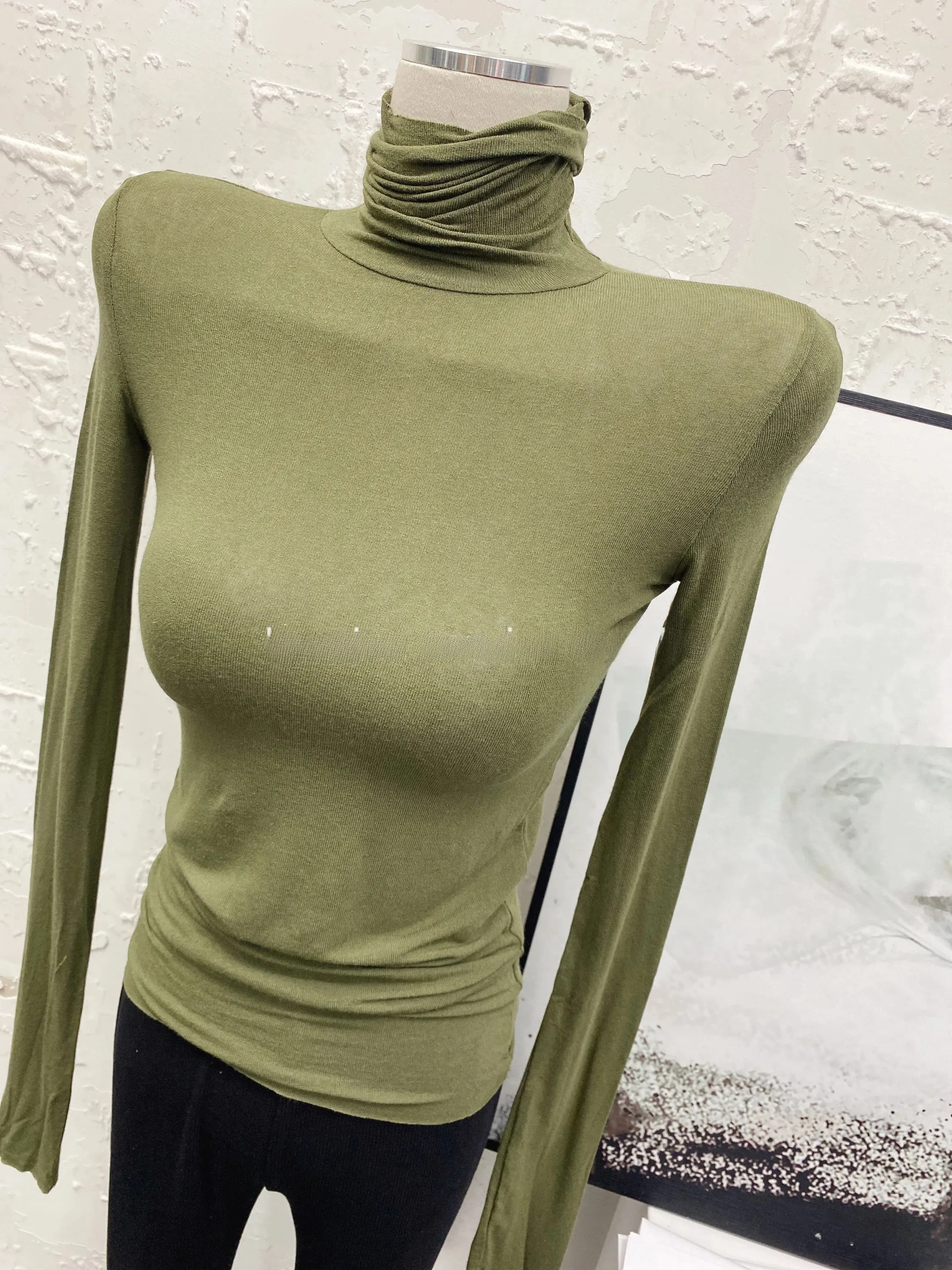 Recommended High Neck Long Sleeve Basic Style Women's Base Shirt Autumn Winter Fashionable Cozy Cowl Neck Slim Fit T-Shirt