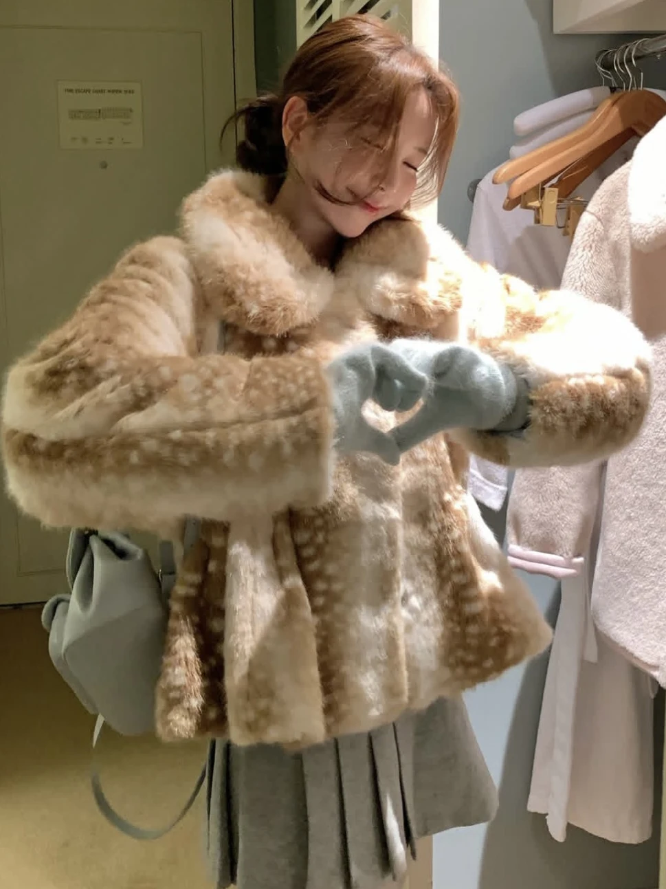 

Retro Chic Deer Coat Women's Winter Faion Korean Sle Polyester Fiber Cisas Theme Faux Fur Jaet Younglooking Aosphere