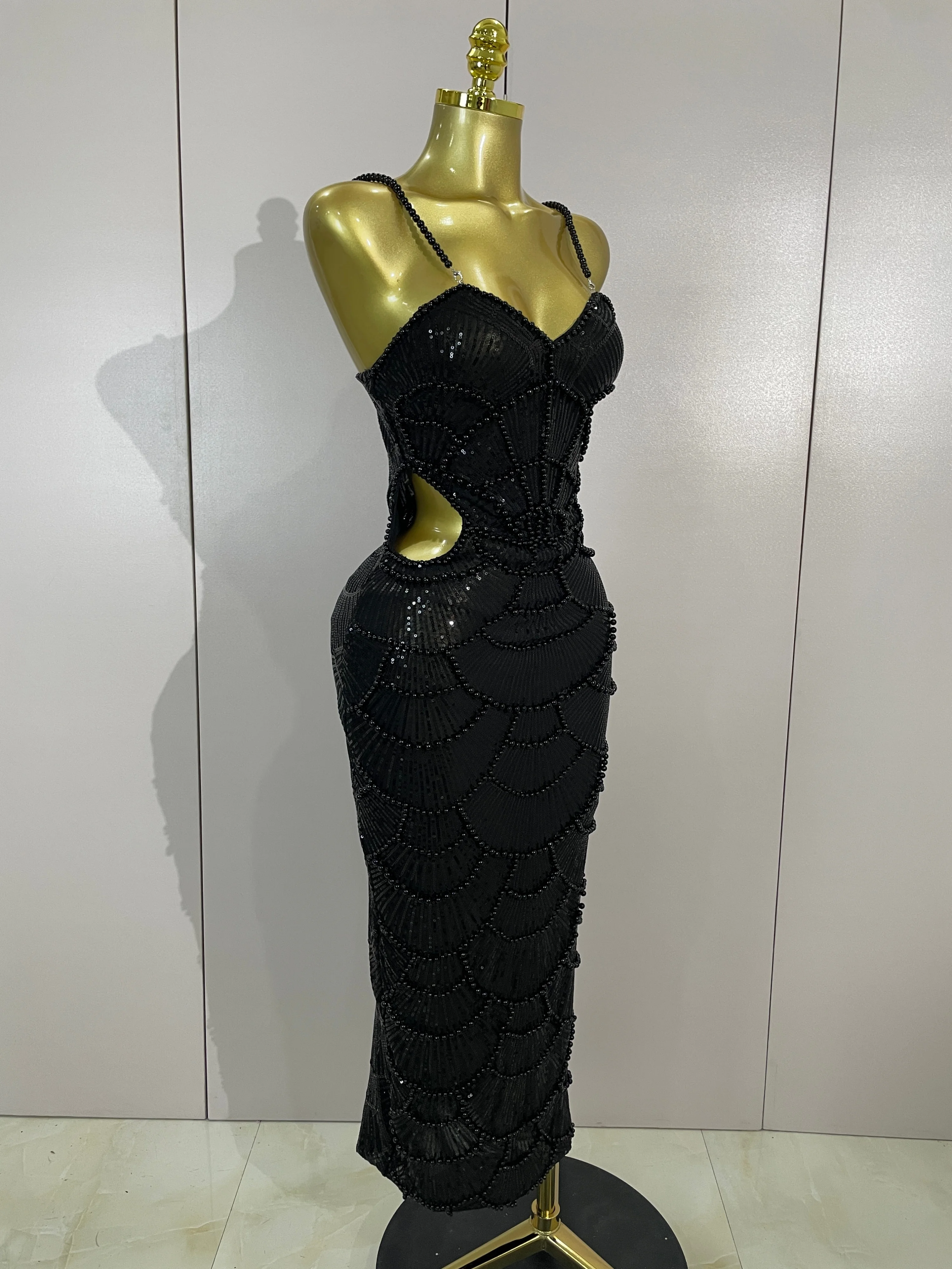 Thumbnail 4 - #11 Trending Womens Cocktail Dresses Right Now