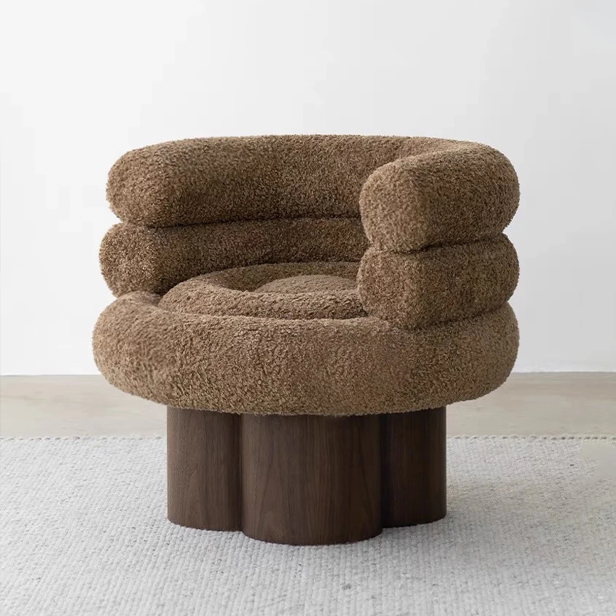 

Modern designer living room chair cream style fabric lounge chair soft cloud single sofa chair with wooden support feet