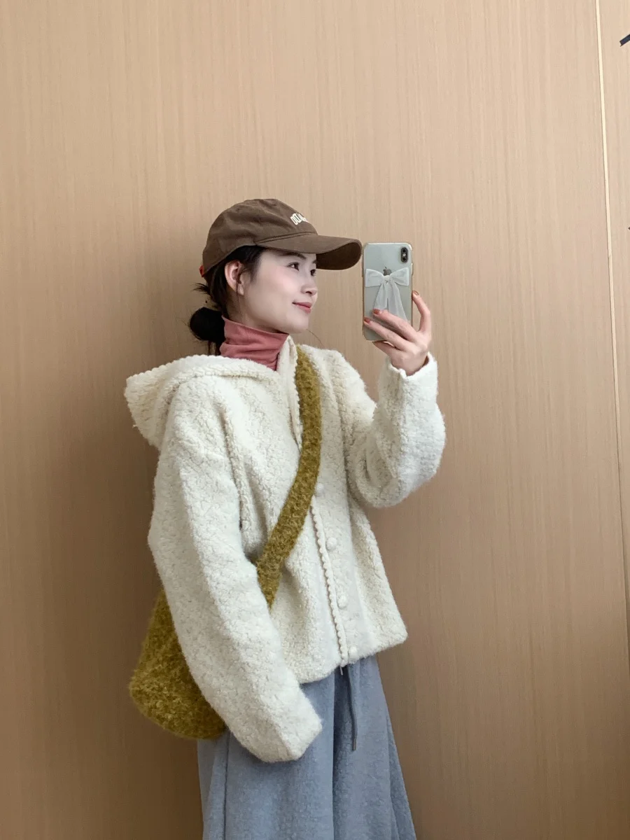 

Женская короткая куртка из овечьей шерсти, повседневный кардиган с длинными рукавами, на пуговицах, с капюшоном, мягкая и уютная зимняя верхняя одежда