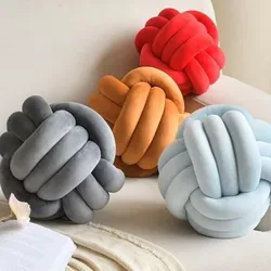 Art Decor Christmas Knot Pillows Ball Round Cushion Pillows Soft Handmade Knotted Ball Pillow Plush Cushion Home Decor for Bed