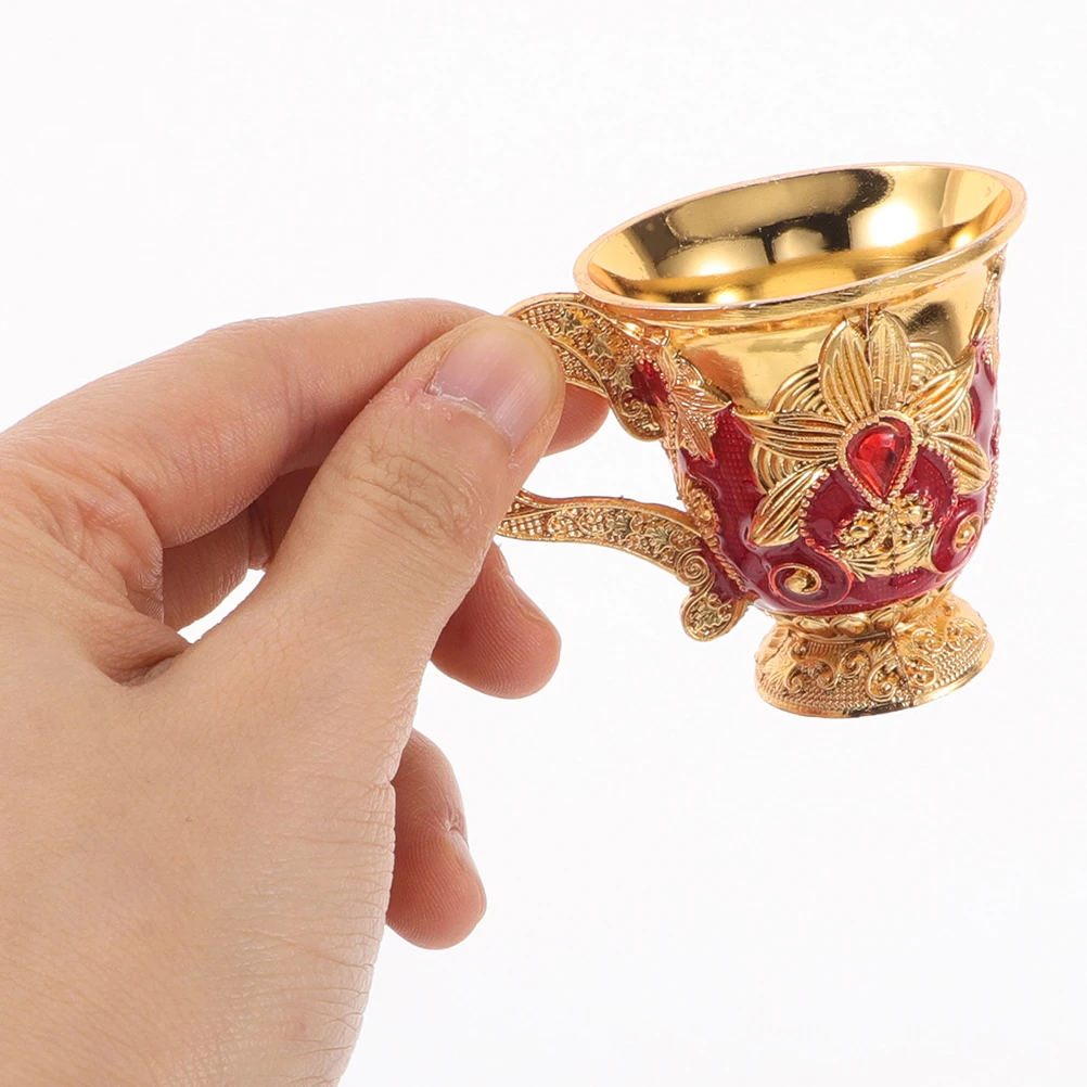 

2Pcs Chalice Cup Craft Vintage Embossed Flower Design Zinc Alloy Goblet for Home Office Medieval Party Elegance