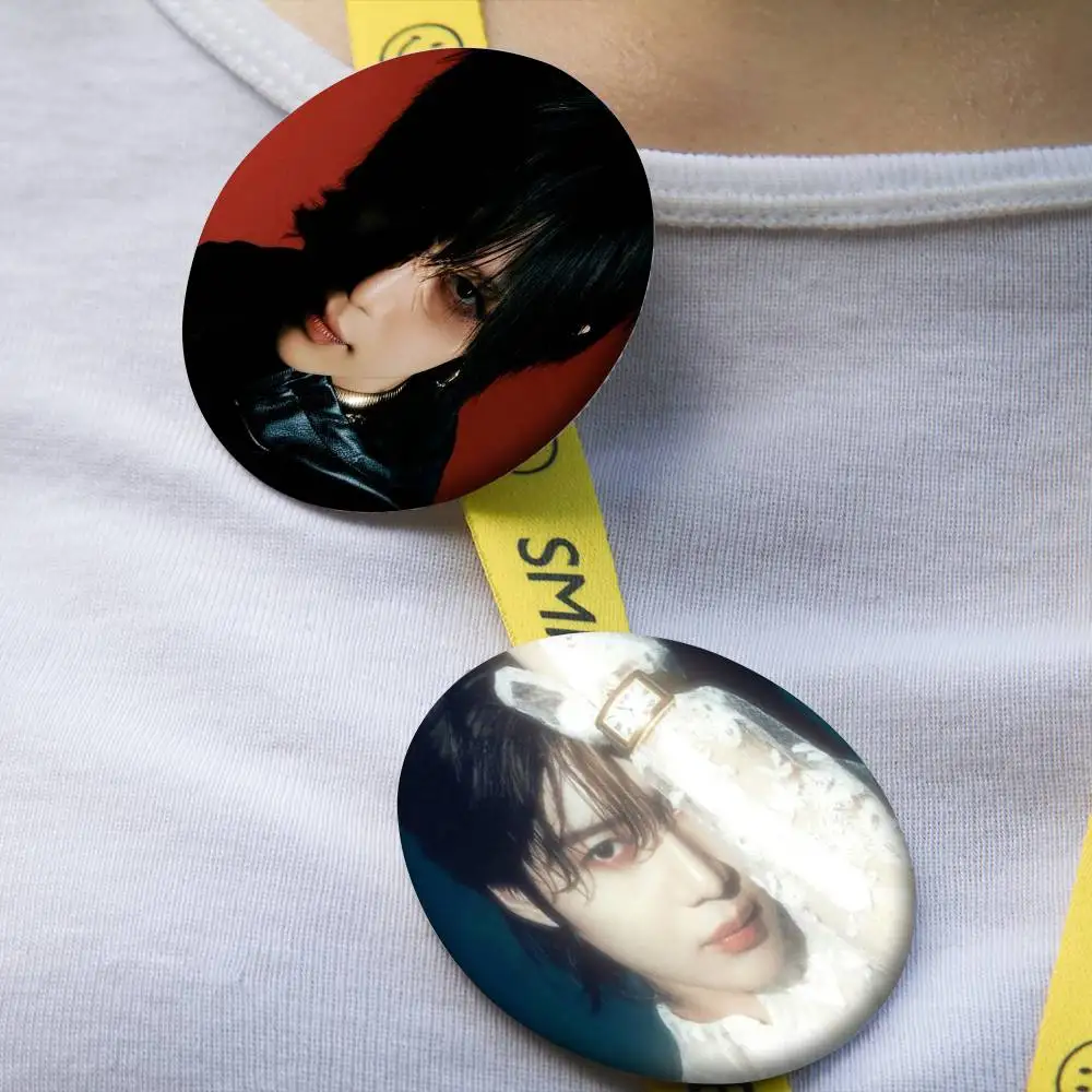 1 قطعة الممثل L-Lee T-Taemin شارات شارة ليزر مستديرة بروش الملابس على ظهره اكسسوارات التلبيب