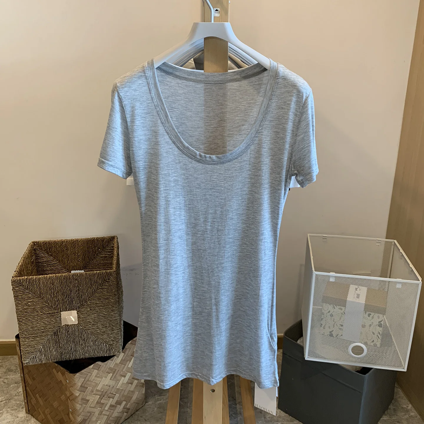 Sexy Slim Fit Short Sleeve T-Shirt Women's Basic Style High Waist U-Neck Cover Butt Pure Color Korean Style Summer Top
