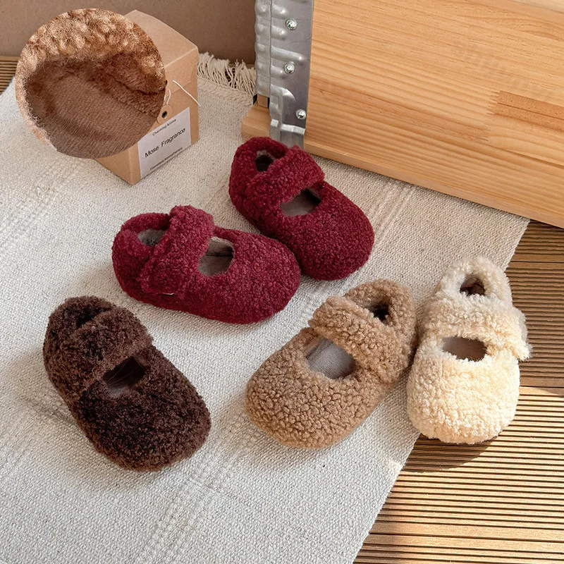 

Winter Girls Plush Shoes 2025 New Fashion Outdoor Children Flat Shoes Kids Warm Plush Casual Toddler Baby Anti Slip Cotton Shoes