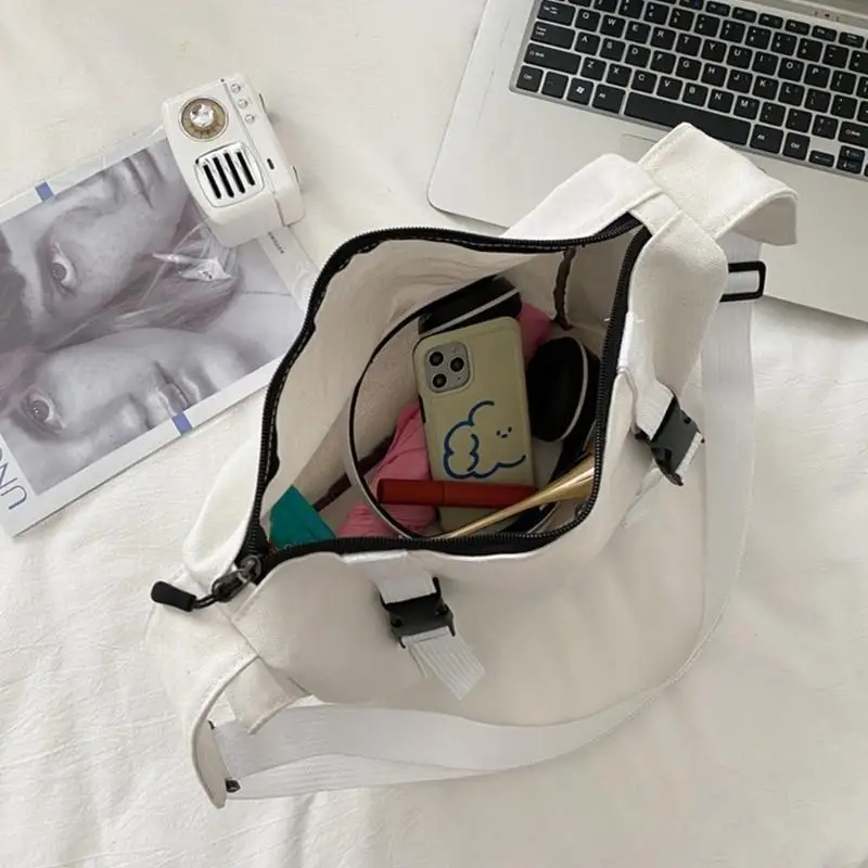 

Modern Unisex Crossbody Bag Convenient and Stylish Shoulder Bags Canvas Satchel 20CA