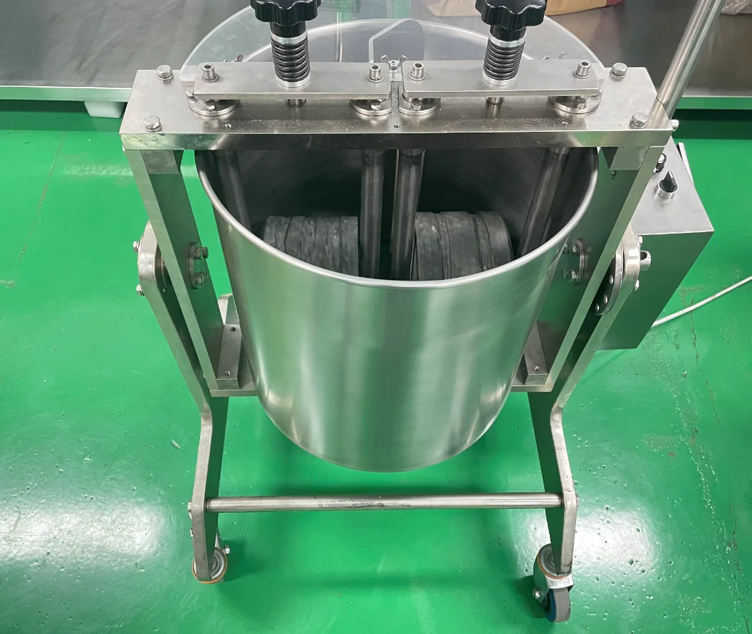 LST New Arrival 25L/60L/100L  Chocolate Melanger Cocoa Nibs Grinding Machine for Sale
